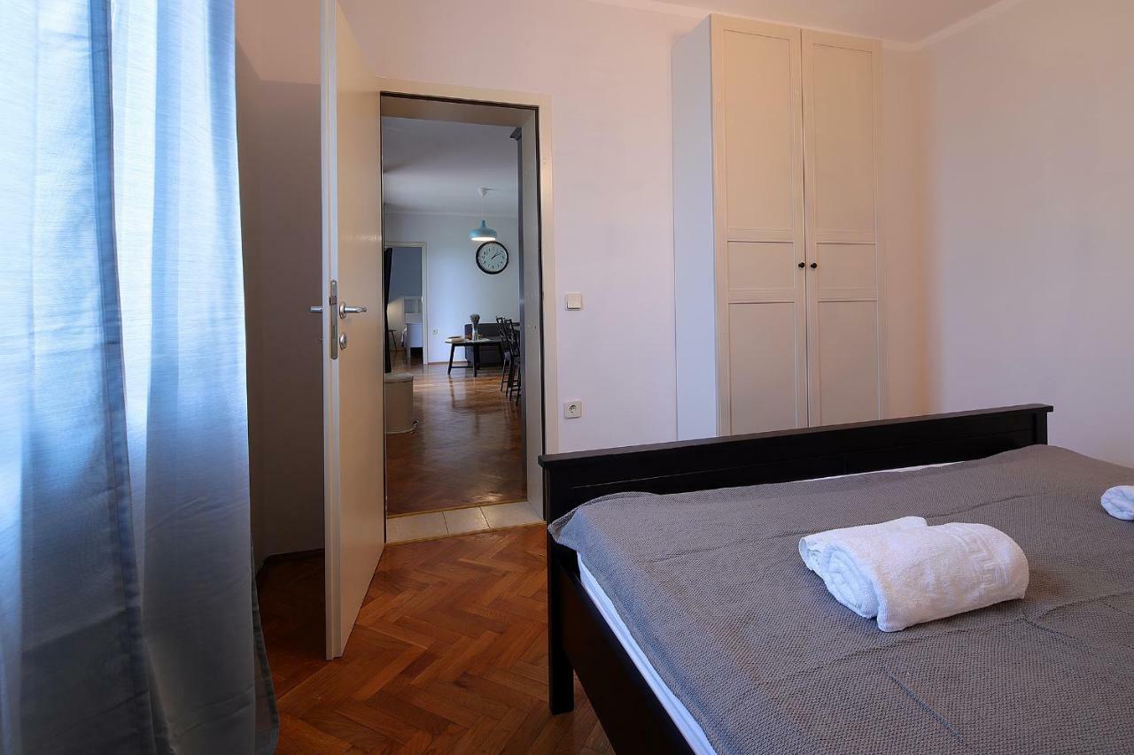 Moro Apartment Malinska Esterno foto